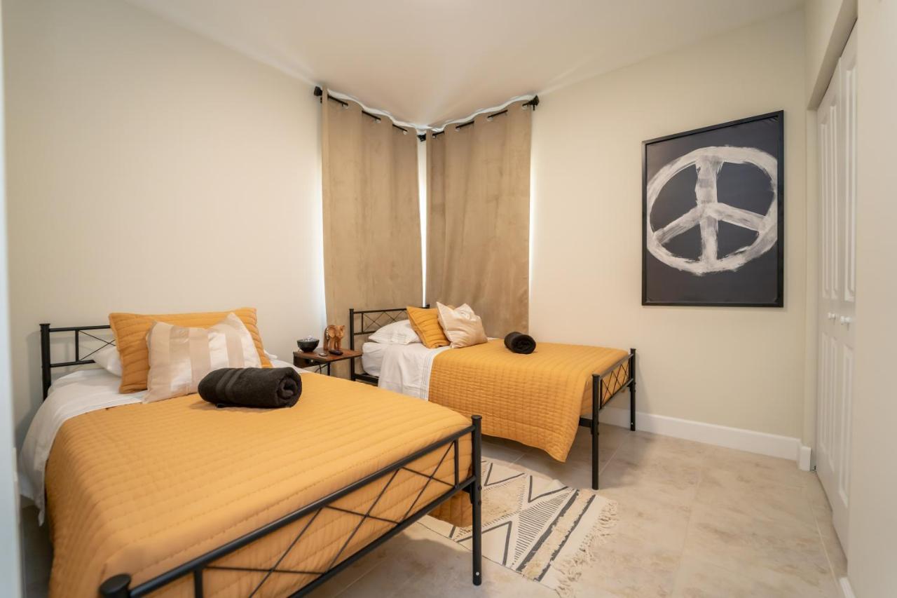Luxury Miami Vacation! Next To Wynwood & Design District Apartment Exterior photo