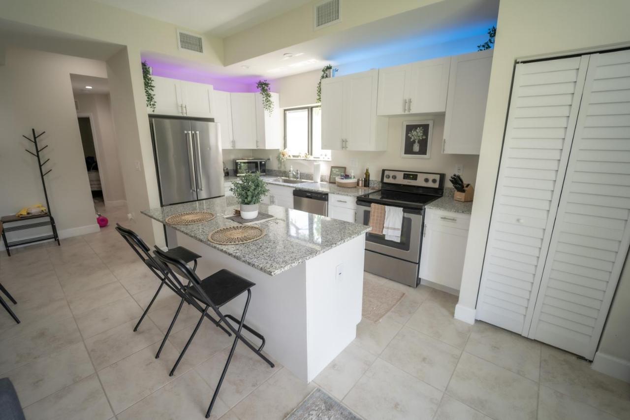 Luxury Miami Vacation! Next To Wynwood & Design District Apartment Exterior photo